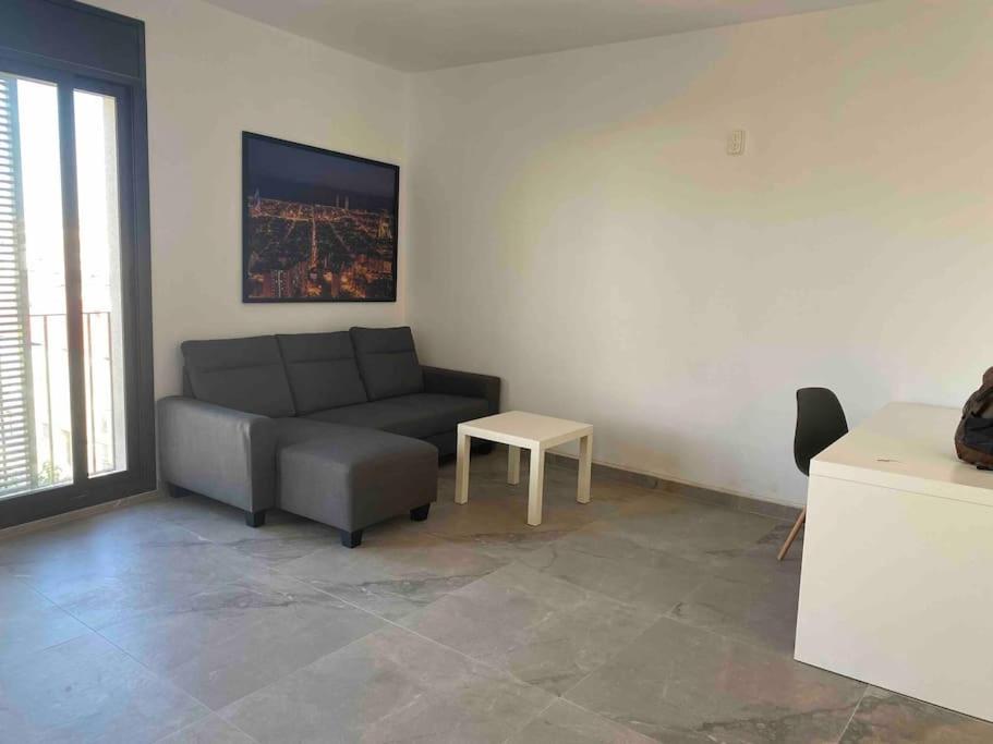 Apartamento Modern Loft In Terrassa Exterior foto
